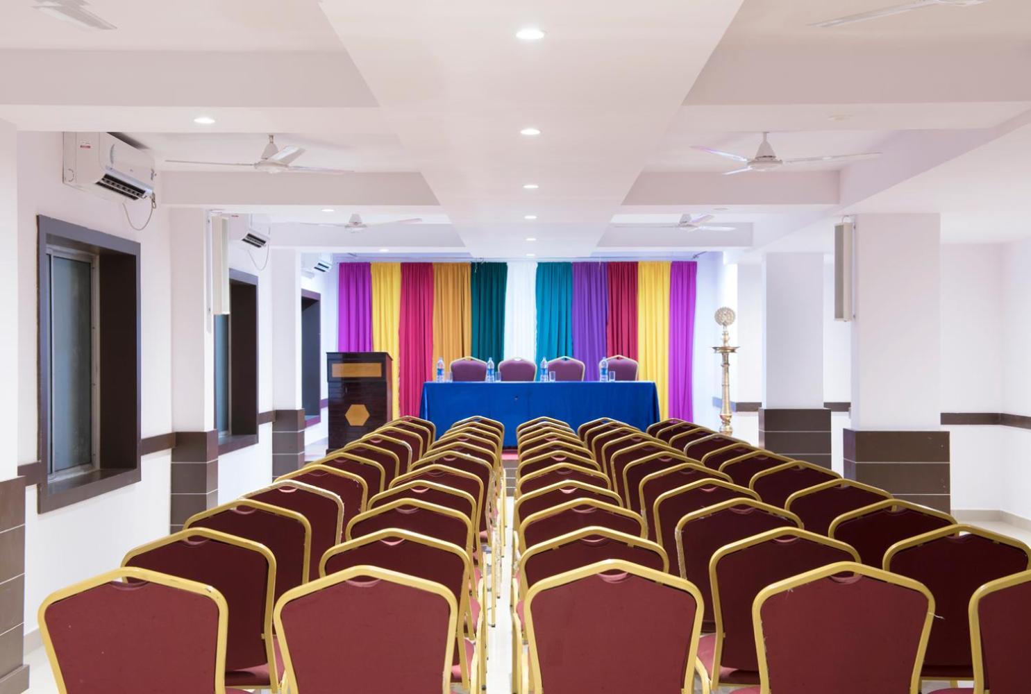 The Vyshakh Hotel Guruvāyūr Екстериор снимка