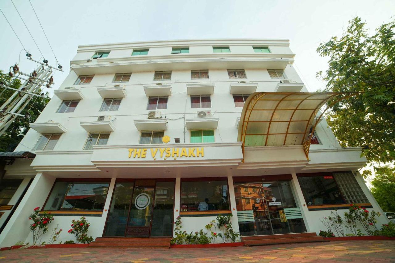 The Vyshakh Hotel Guruvāyūr Екстериор снимка